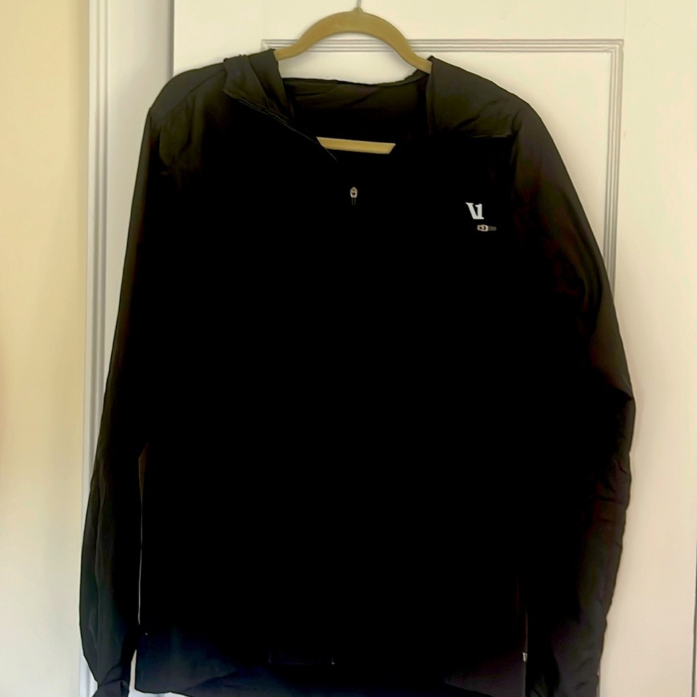 Vuori Jacket